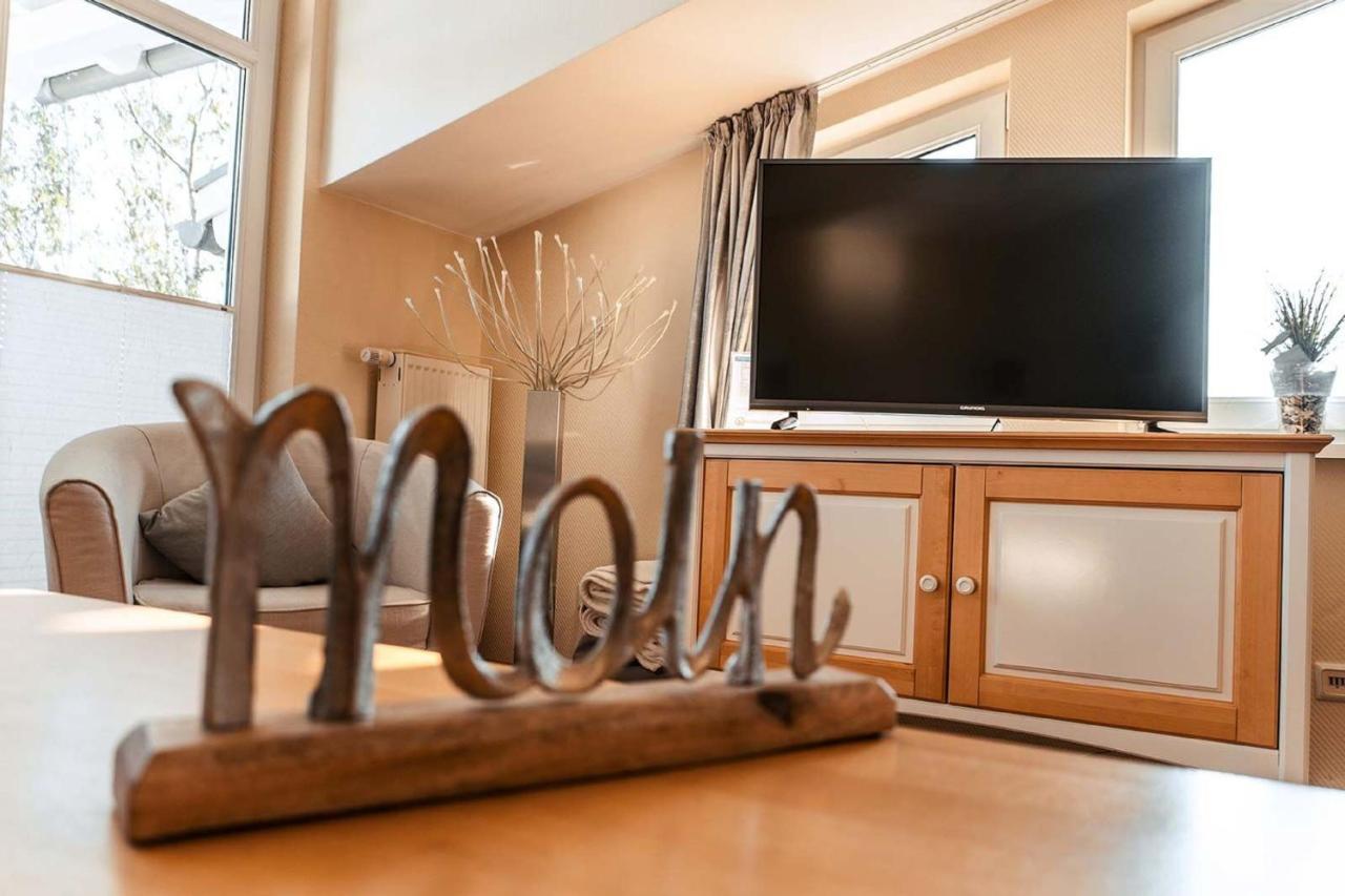 Mit Meerblick Und Balkon, Gratis Nutzung Vom Ahoi Erlebnisbad Und Sauna In Sellin - Meeresblick Fewo 29 เกอเรน ภายนอก รูปภาพ