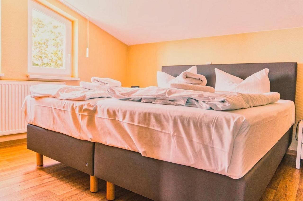 Mit Meerblick Und Balkon, Gratis Nutzung Vom Ahoi Erlebnisbad Und Sauna In Sellin - Meeresblick Fewo 29 เกอเรน ภายนอก รูปภาพ